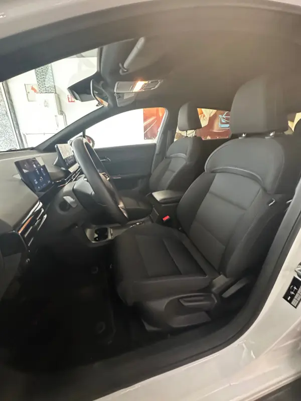 MG MG4 64 kWh Comfort 12