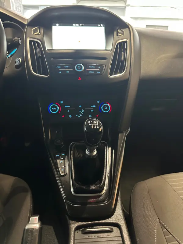 Ford Focus SW 1.5 TDCi EcoBlue Titanium 17