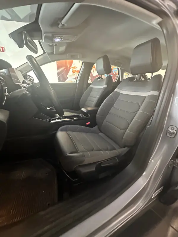 Citroen C4 BlueHDi 130 Stop&Start EAT8 FEEL PACK 18