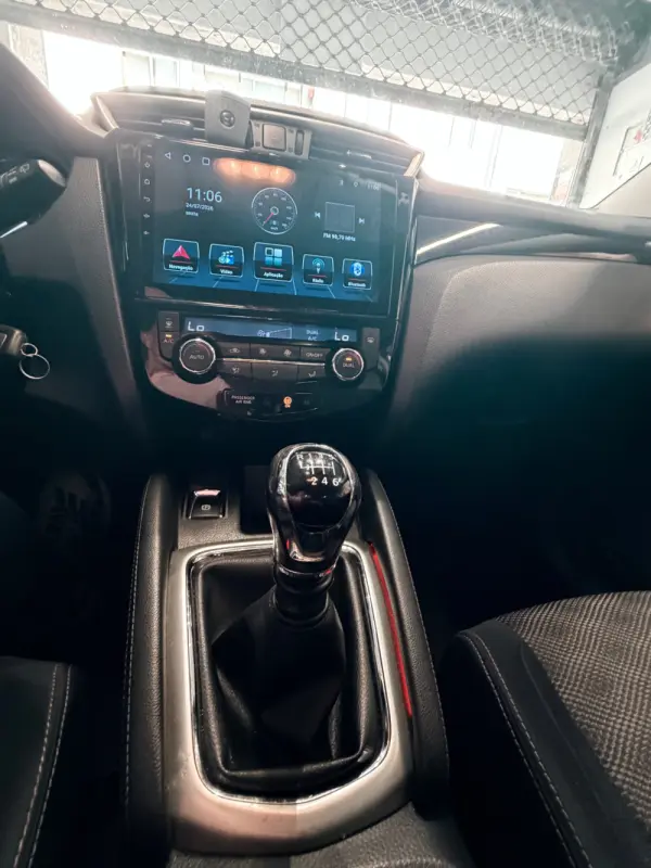Nissan Qashqai 1.5 dCi N-Connecta Business 13