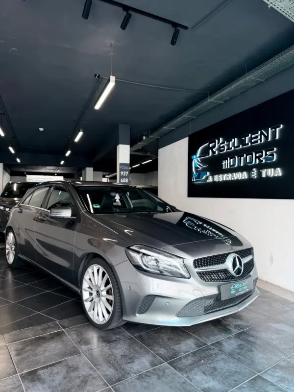Mercedes-Benz A 180 d Style Plus Aut. 3