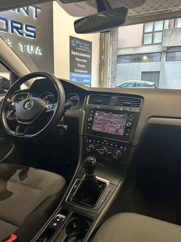 Volkswagen Golf 1.6 TDi BlueMotion Confortline 20