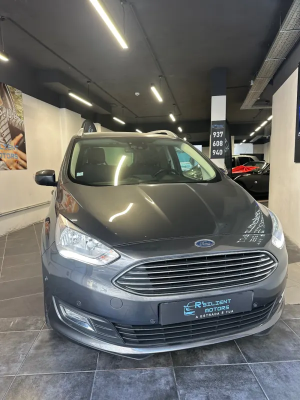 Ford Grand C-Max 1.5 TDCi Titanium S/S 3