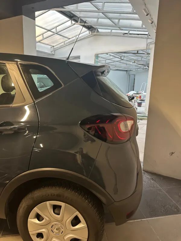 Renault Captur 1.0 TCe Zen 8