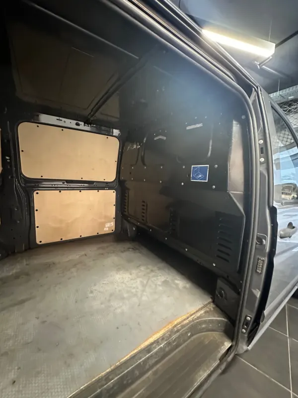 Mercedes-Benz Vito Outro 16