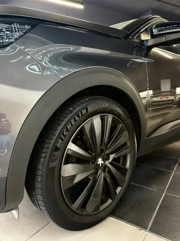 Peugeot 3008 1.5 BlueHDi GT Pack EAT8 14