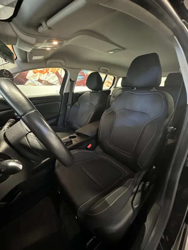 Renault Mégane 1.5 dCi Limited EDC 21