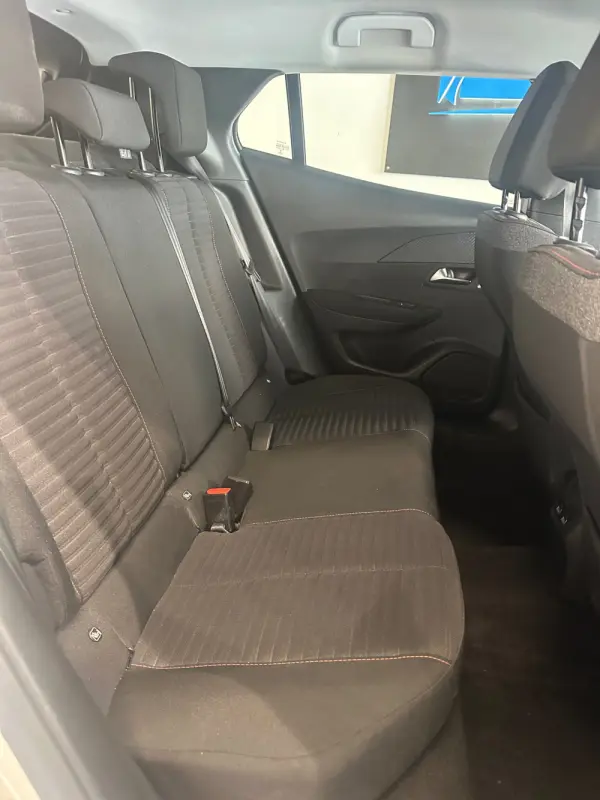 Peugeot 2008 1.2 PureTech Active Pack EAT8 21