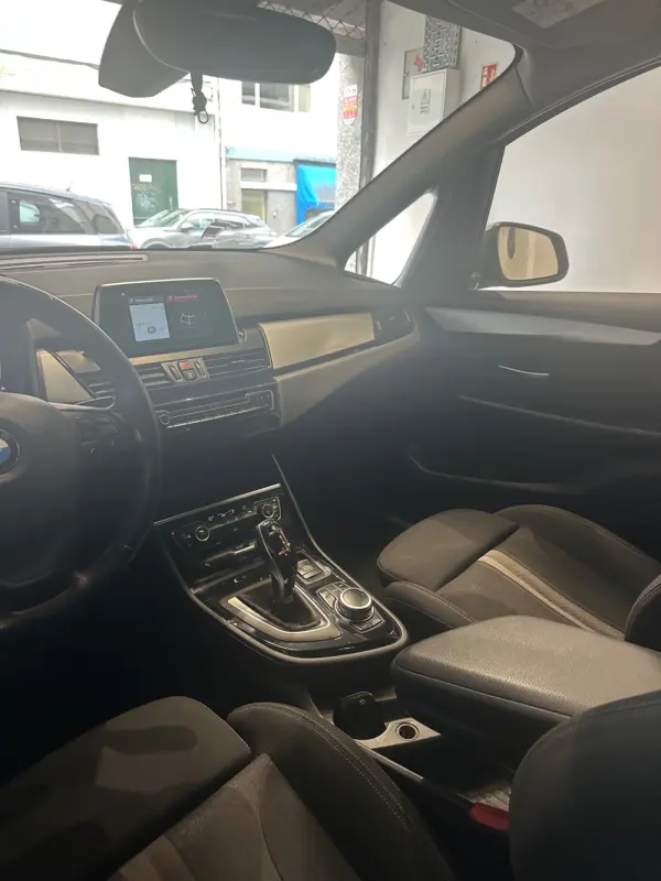 BMW 216 Gran Tourer 25