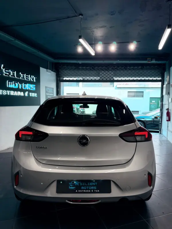 Opel Corsa 1.5 D Elegance 6