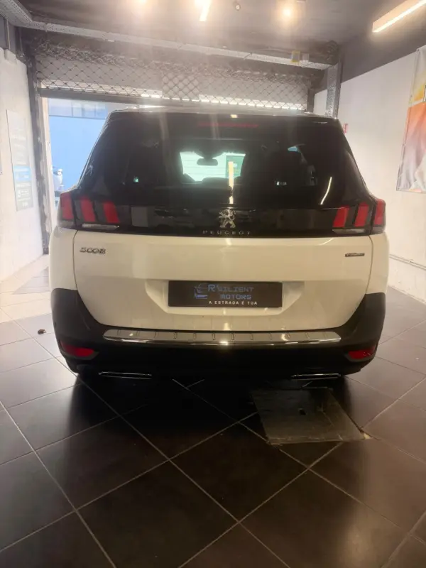 Peugeot 5008 1.5 BlueHDi GT Line 4