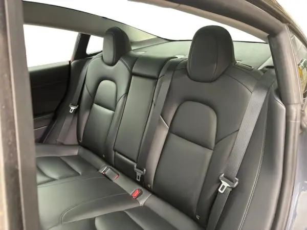 Tesla Model 3 Standard Range Plus RWD 13