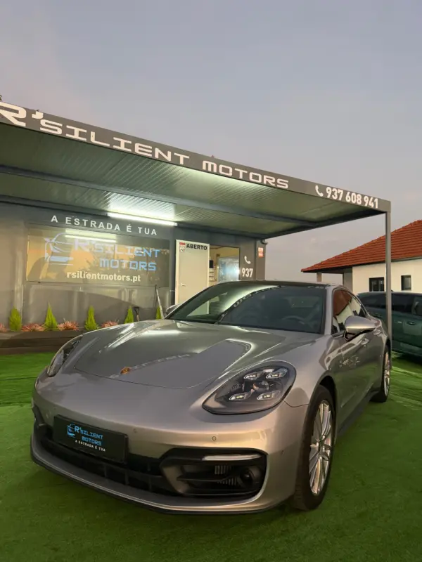 Porsche Panamera 4 E-Hybrid 2