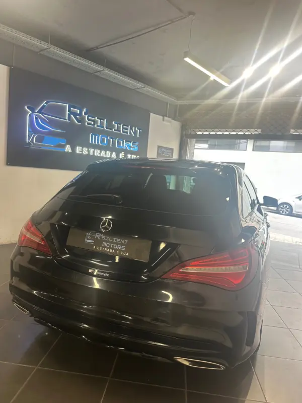 Mercedes-Benz CLA 180 d Shooting Brake AMG Line Aut. 7