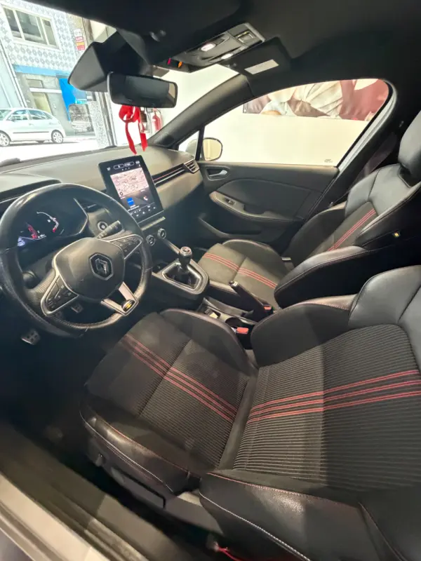 Renault Clio 1.0 TCe RS Line 17
