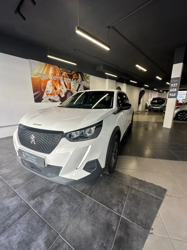 Peugeot 2008 5