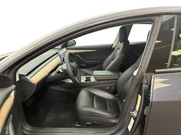 Tesla Model 3 Standard Range Plus RWD 9