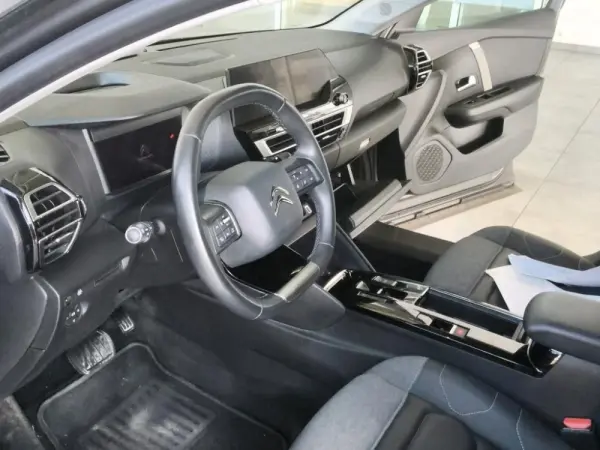 Citroen C4 PureTech 130 Stop&Start EAT8 SHINE 5