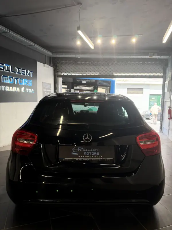Mercedes-Benz A 160 Outro 4