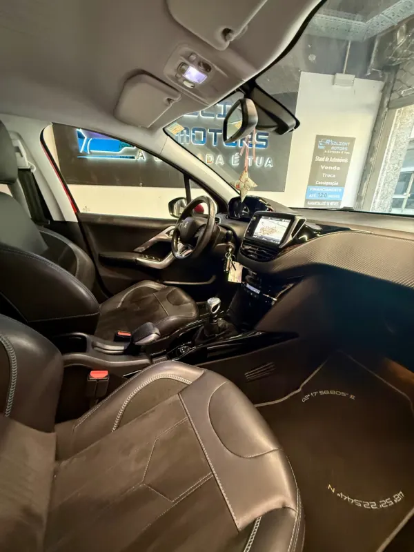 Peugeot 2008 1.2 PureTech Allure 20