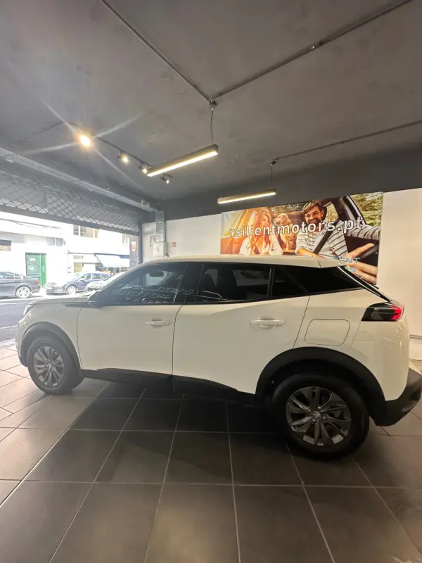 Peugeot 2008 9