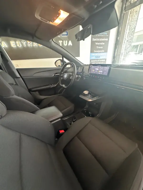 MG MG4 64 kWh Comfort 15