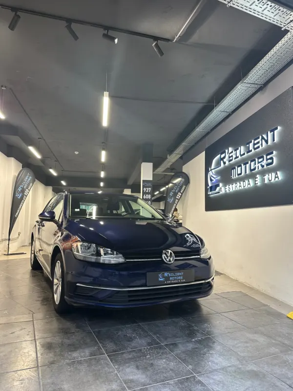 Volkswagen Golf 1.6 TDi BlueMotion Confortline 3