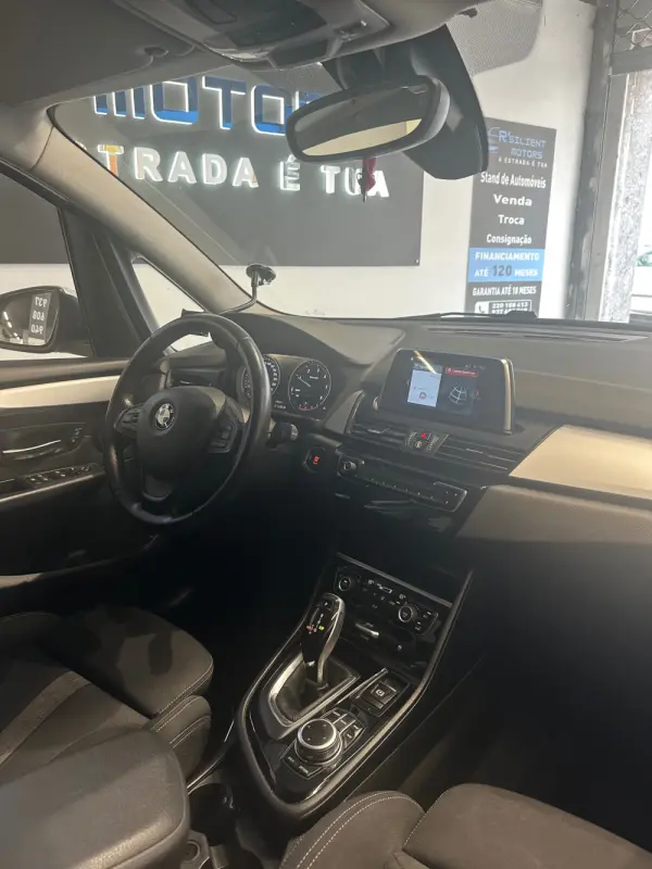 BMW 216 Gran Tourer 12