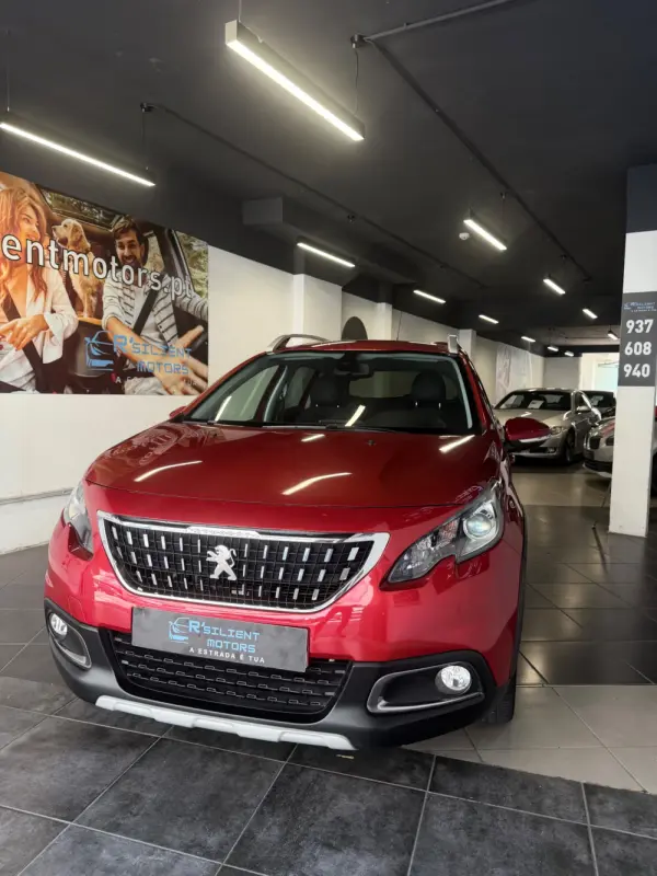 Peugeot 2008 1.2 PureTech Style 3