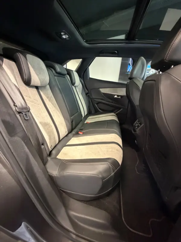 Peugeot 3008 225 e-EAT8 GT Pack 14