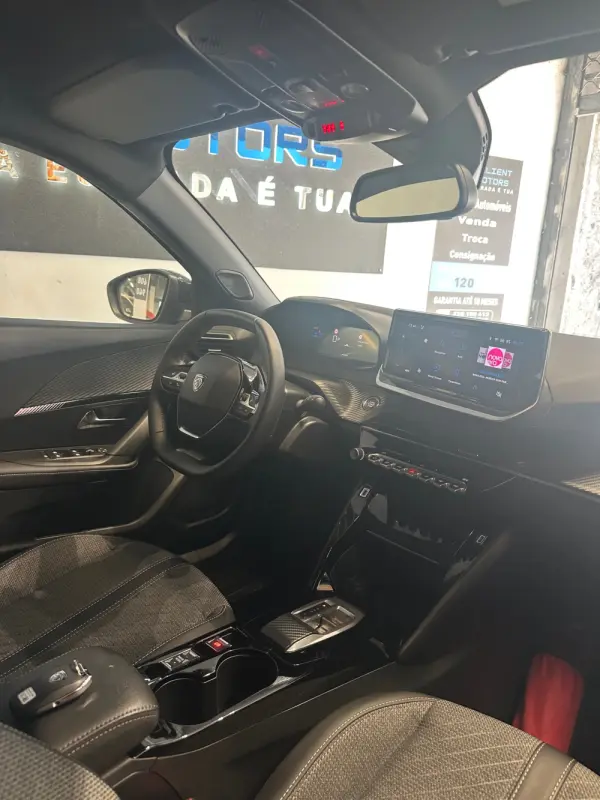 Peugeot e-2008 Allure 20