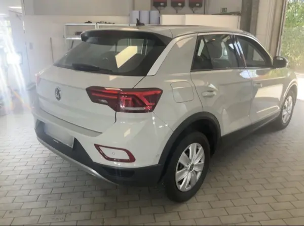 Volkswagen T-Roc 1.0 TSI Life 3