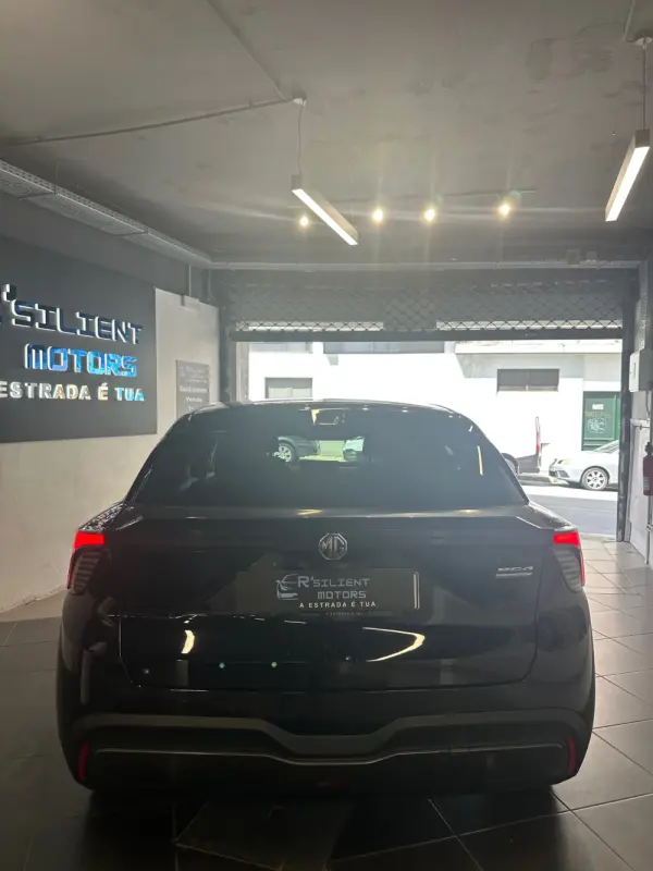MG MG4 51 kWh Standard 6