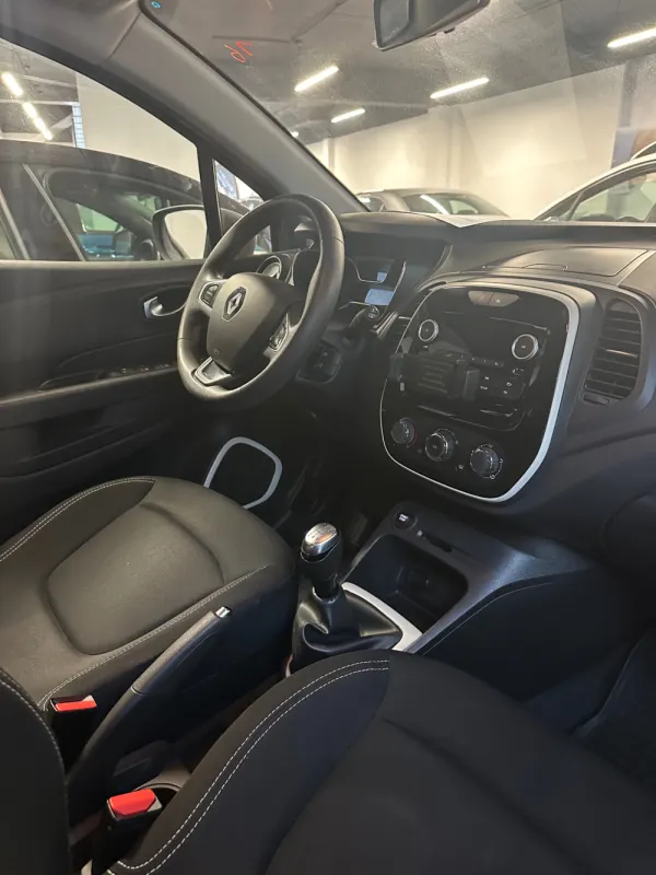 Renault Captur 1.0 TCe Zen 9