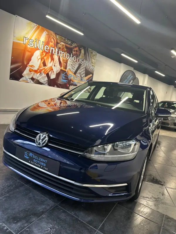 Volkswagen Golf 1.6 TDi BlueMotion Confortline 5