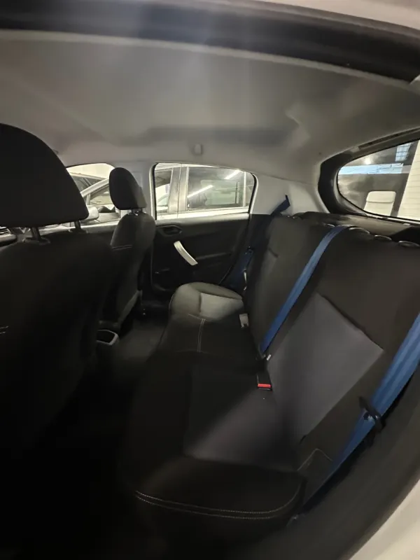 Peugeot 208 1.0 VTi Access 10