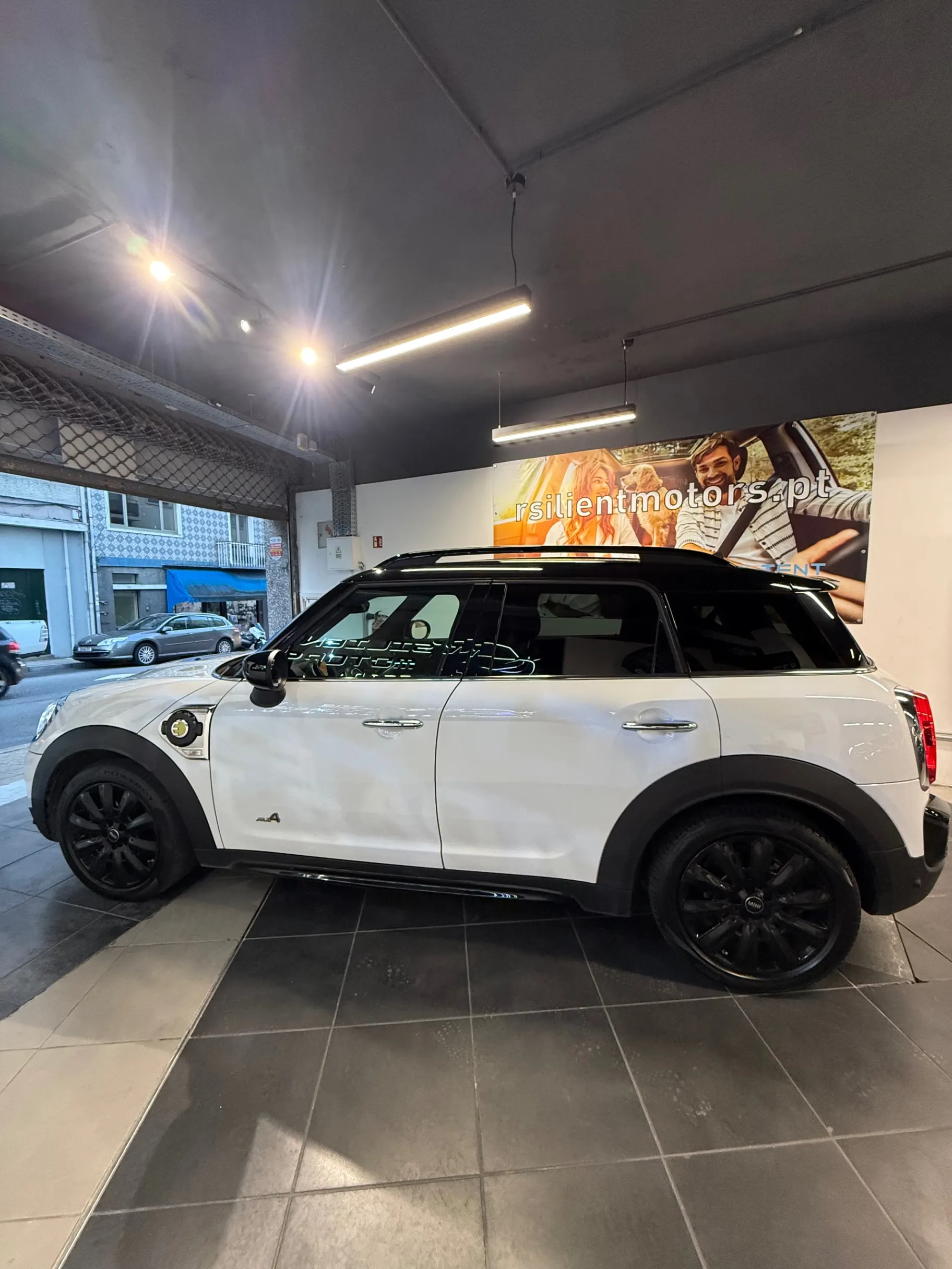 MINI Countryman Cooper SE ALL4 Untamed Edition Auto 24