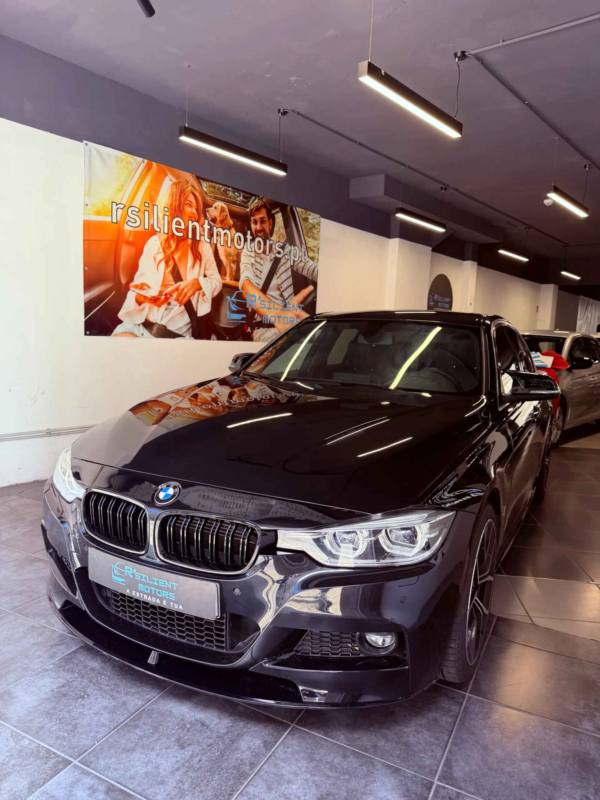 BMW 330 e iPerformance M Sport 15