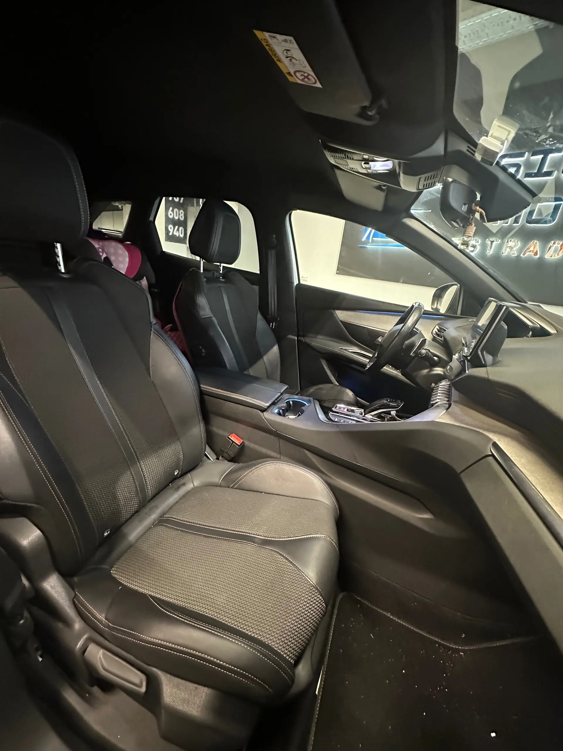 Peugeot 3008 1.6 Hybrid Allure Pack e-EAT8 16