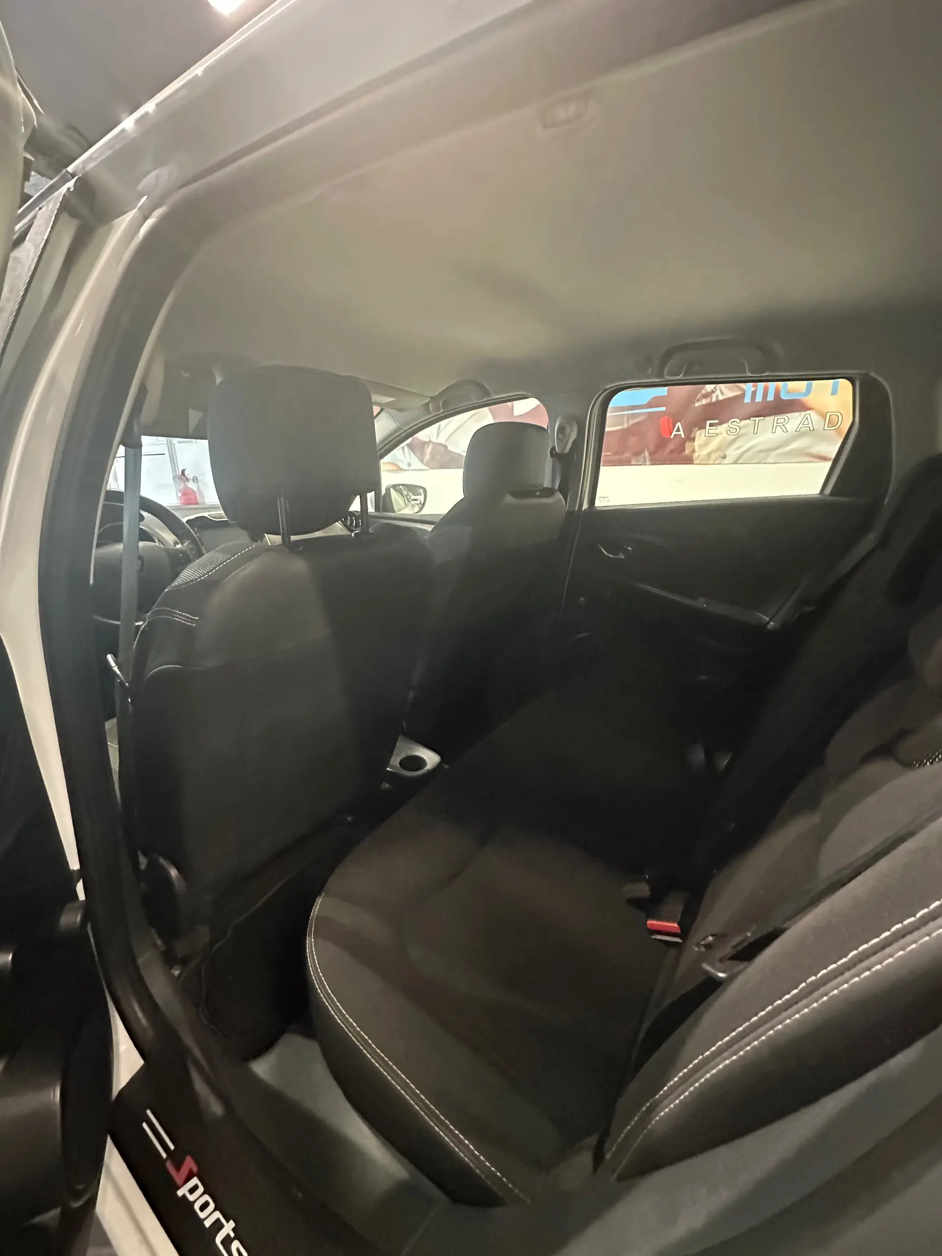Renault Clio Sport Tourer Energy dCi 90 Business 13