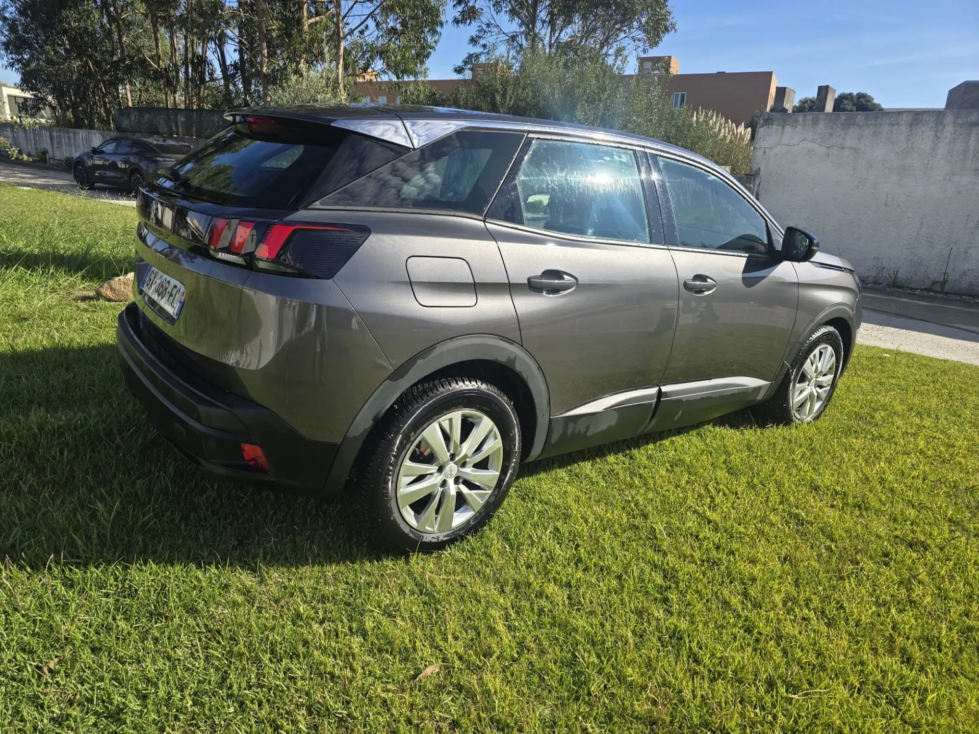 Peugeot 3008 1.2 Hybrid Allure e-DCS6 2