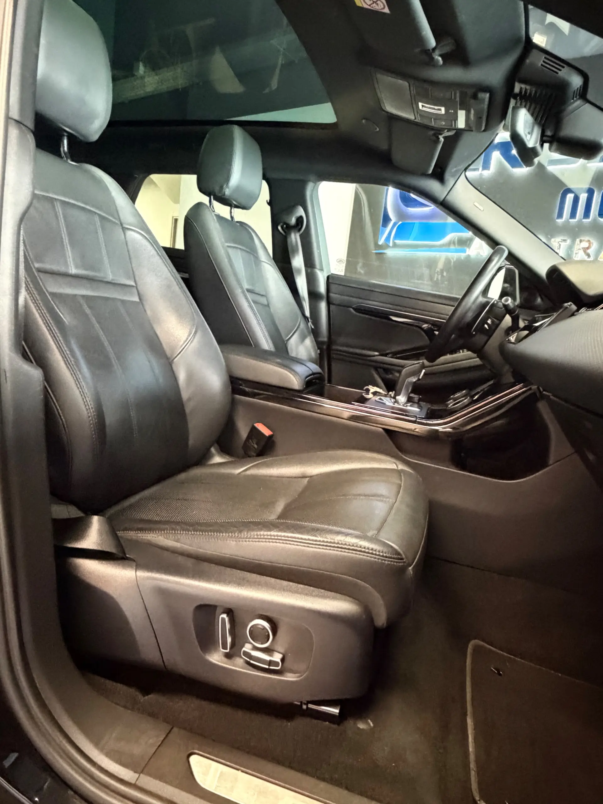 Land Rover Range Rover Evoque 1.5 P160 R-Dynamic S Auto 21