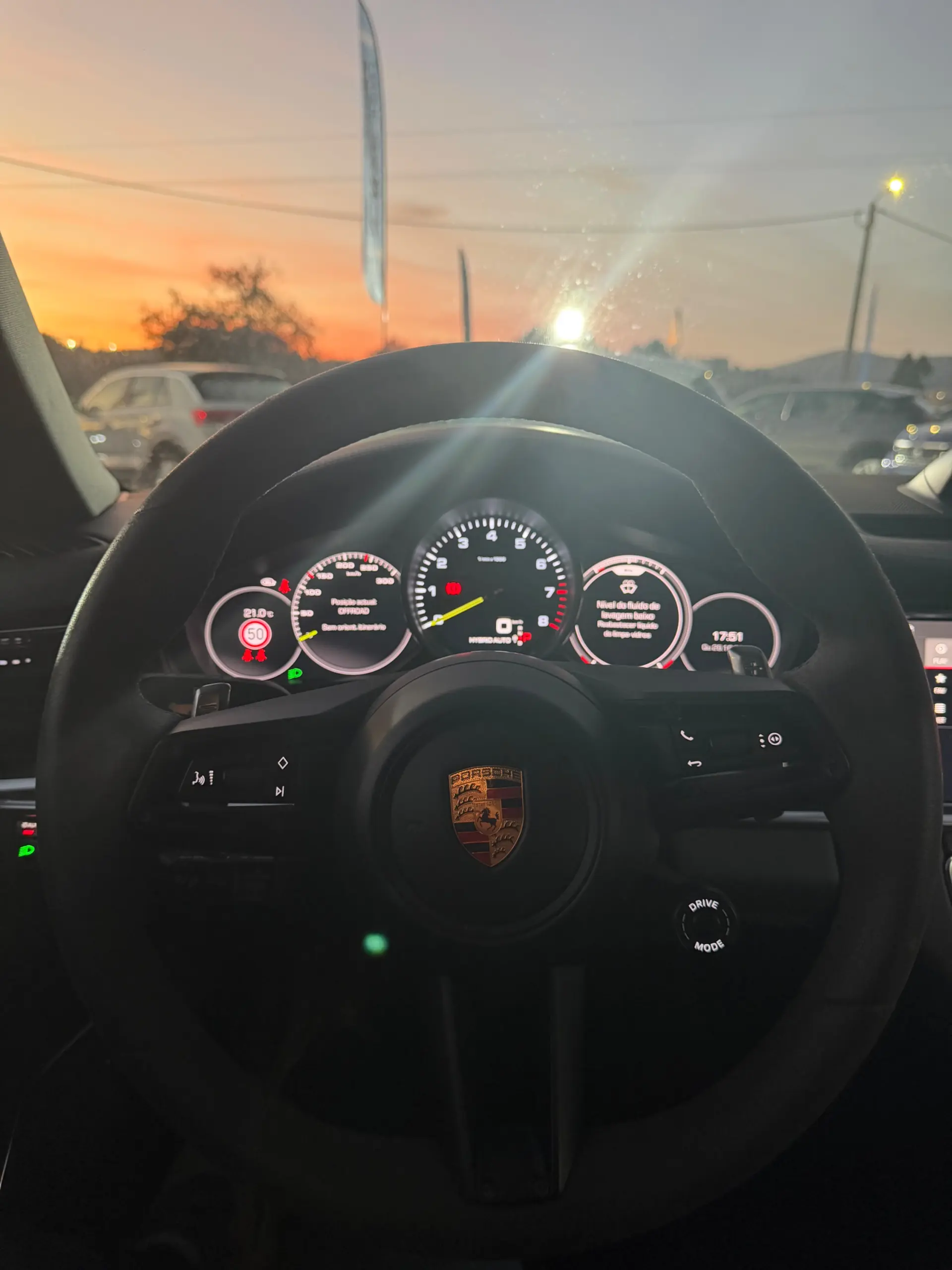 Porsche Panamera 4 E-Hybrid 11