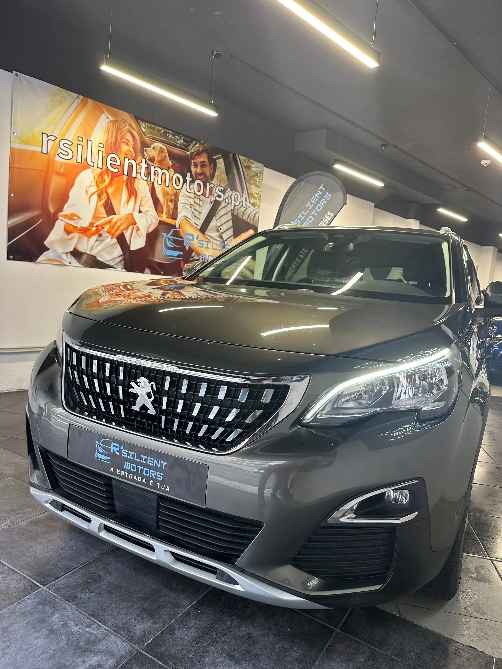 Peugeot 3008 1.2 PureTech Allure Pack 6