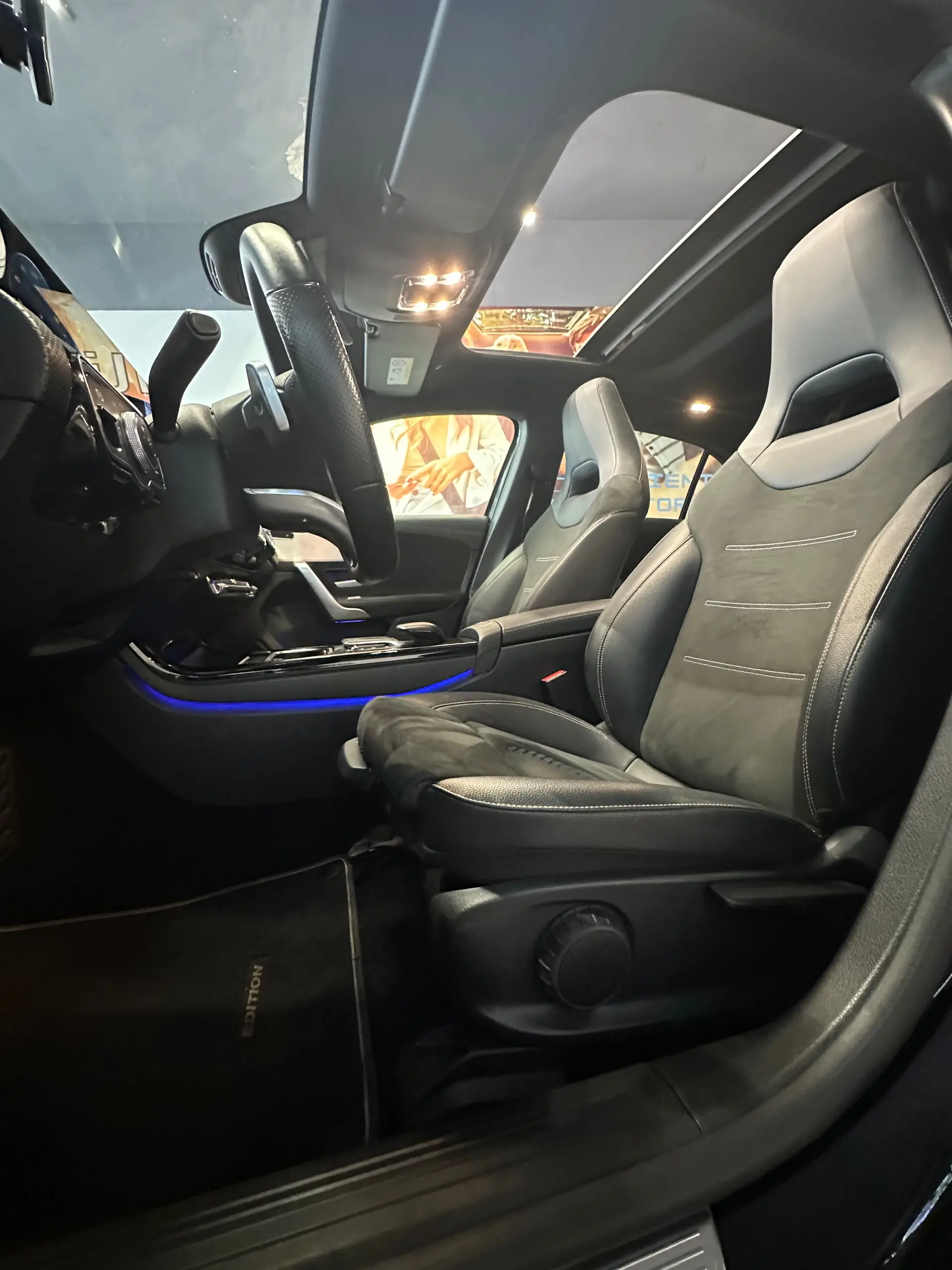 Mercedes-Benz A 250 e 8G-DCT Edition AMG Line 15