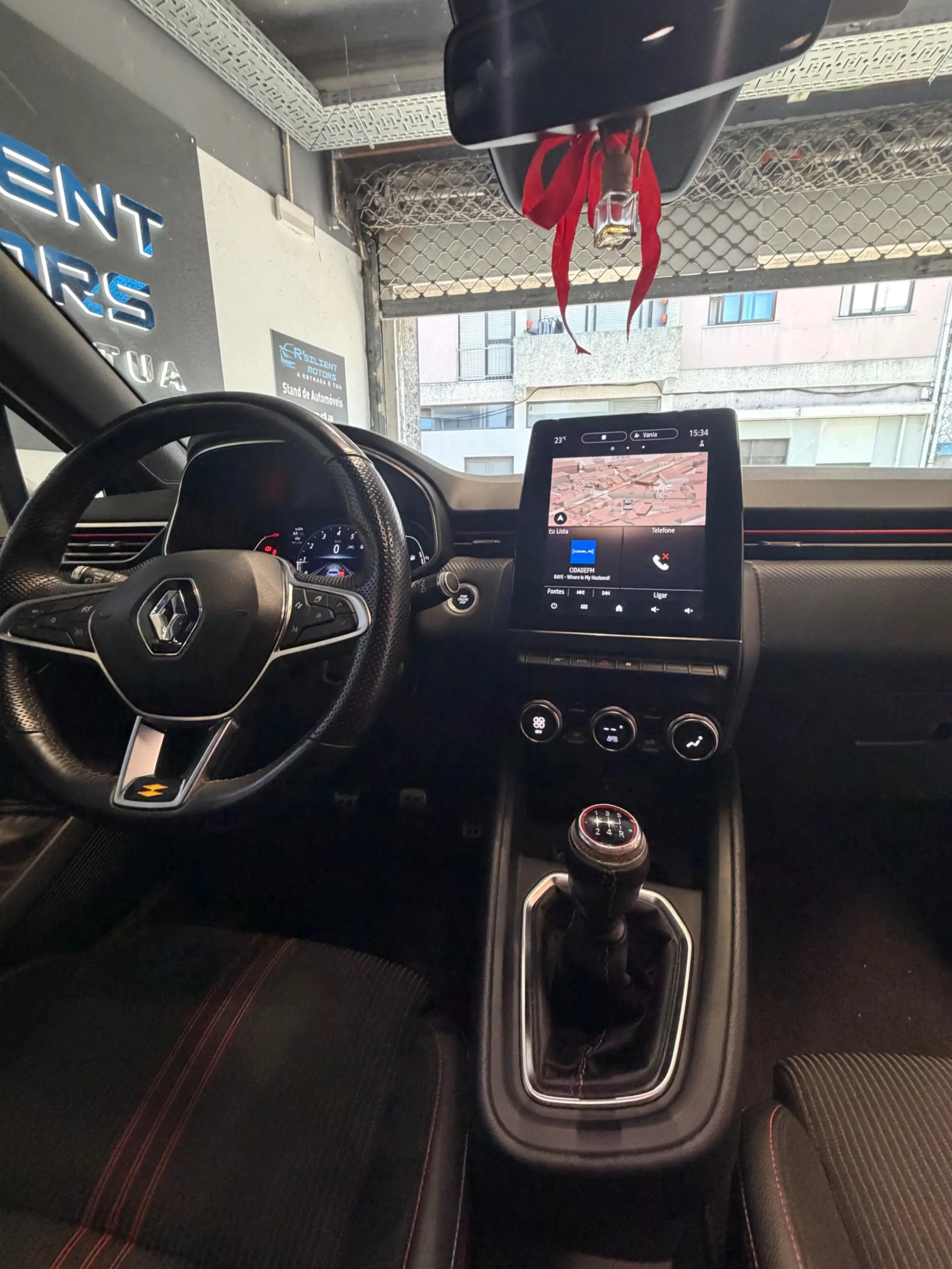 Renault Clio 1.0 TCe RS Line 23