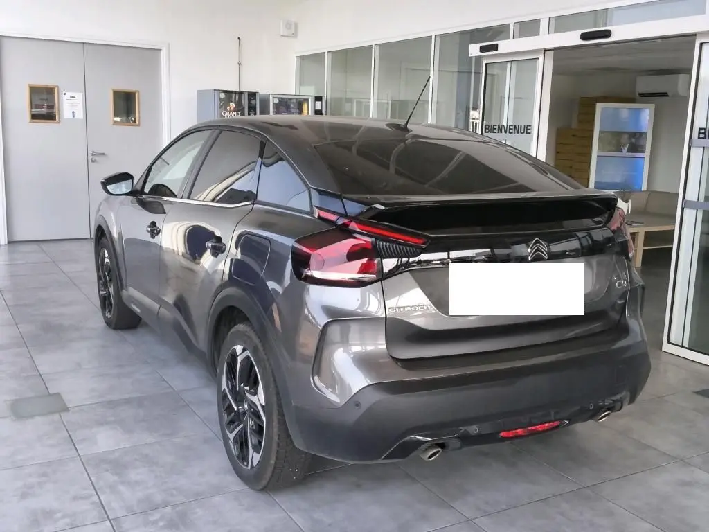 Citroen C4 PureTech 130 Stop&Start EAT8 SHINE 2