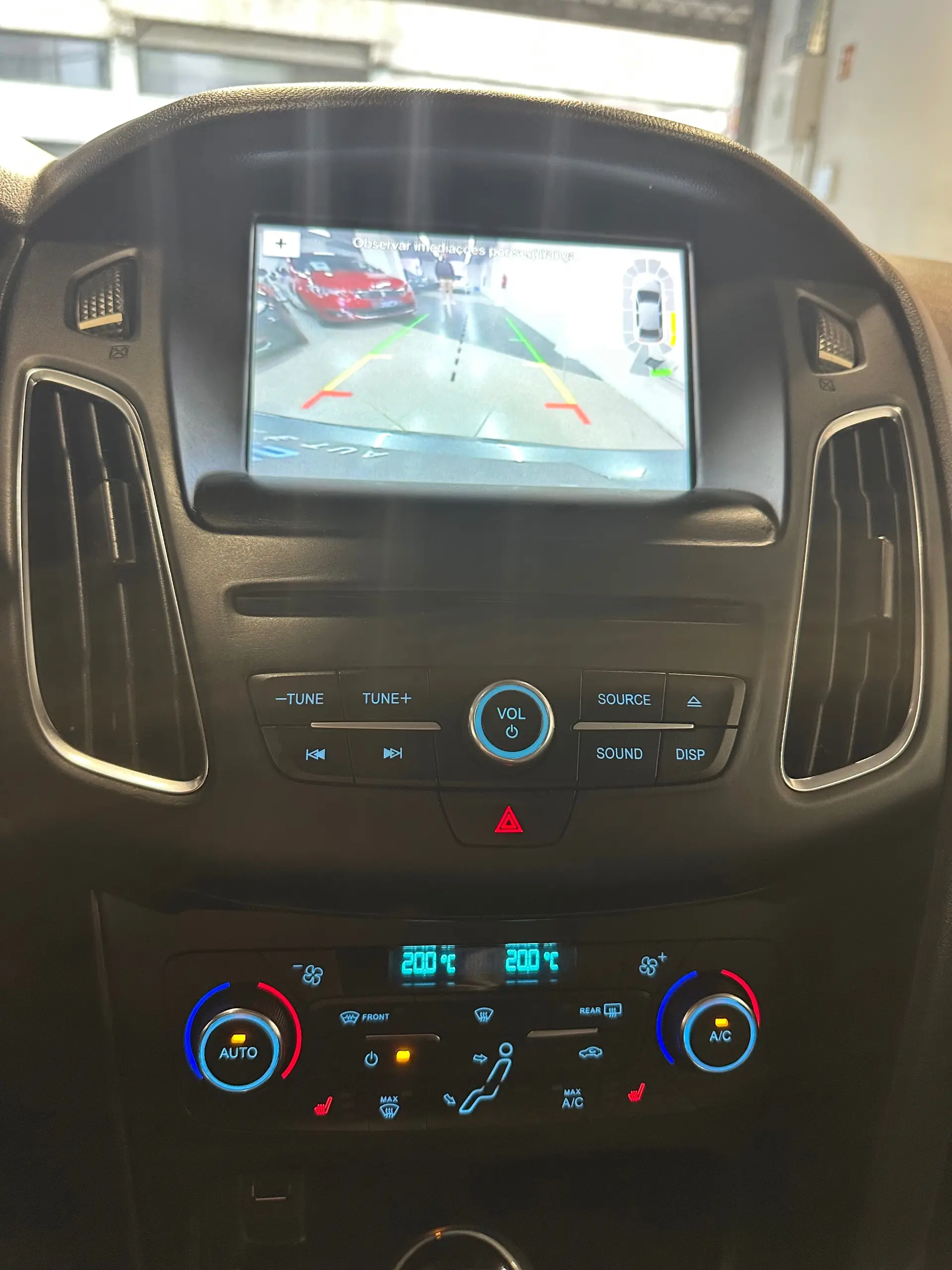 Ford Focus SW 1.5 TDCi EcoBlue Titanium 26