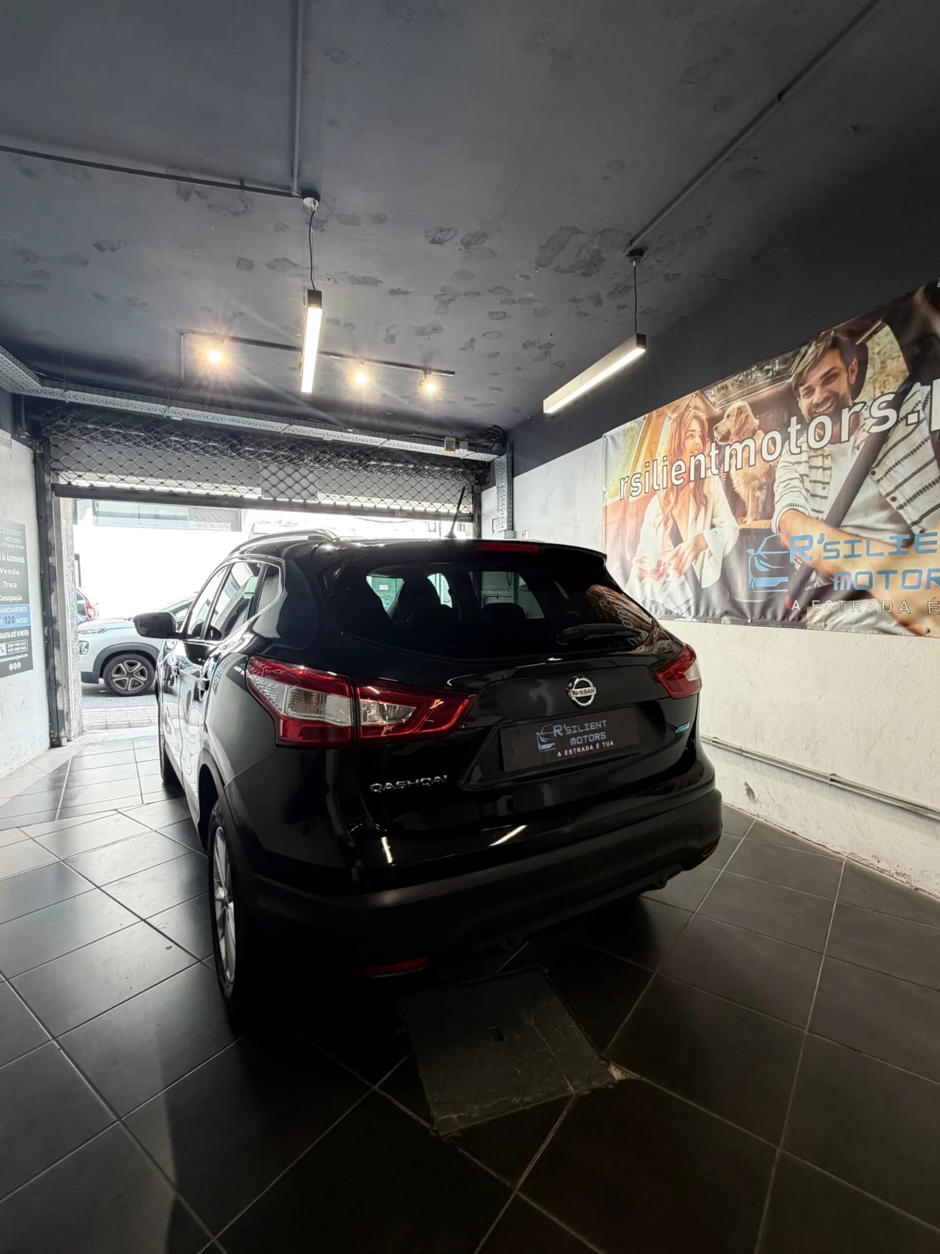 Nissan Qashqai 1.5 dCi N-Connecta Business 7