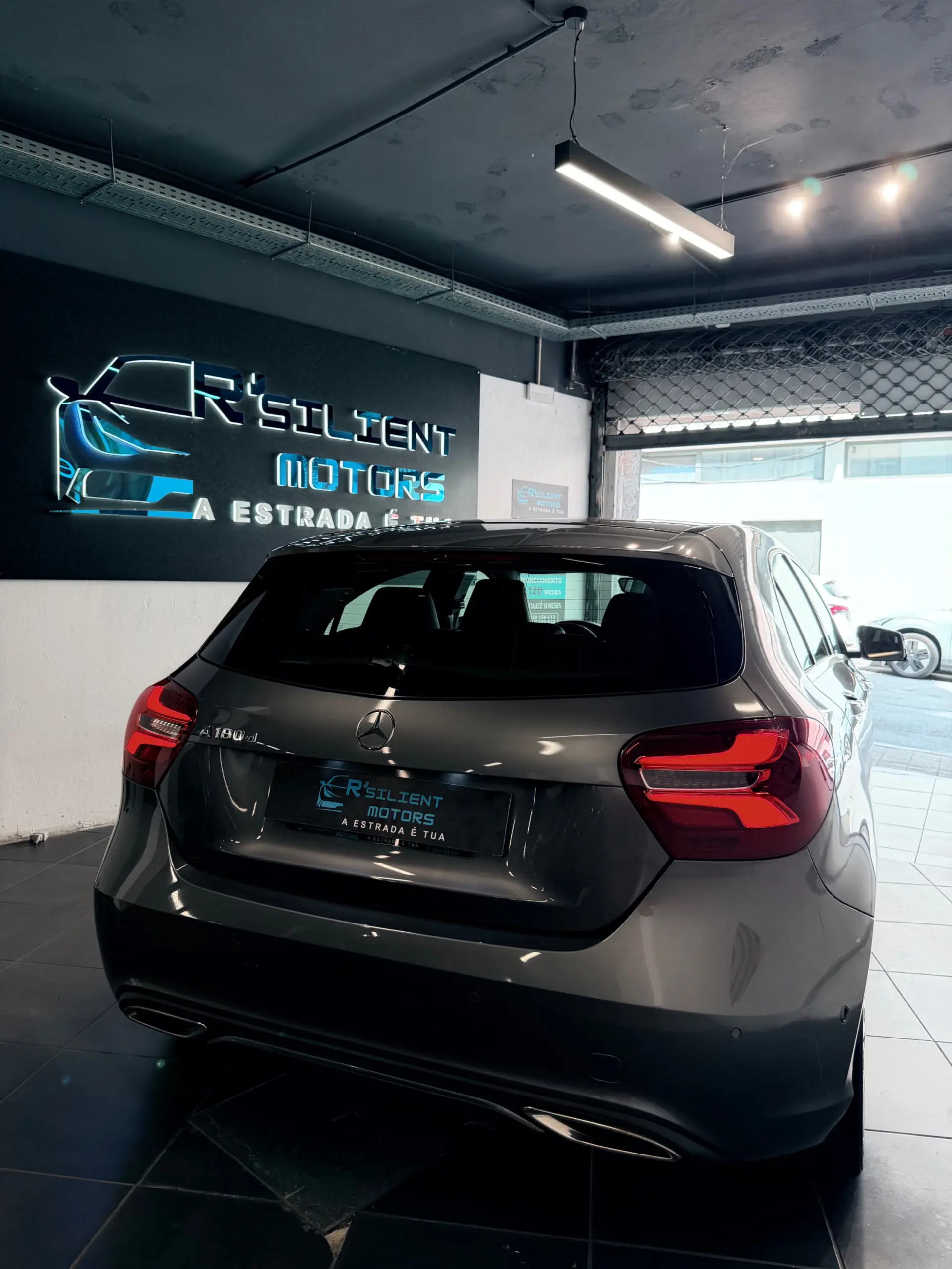 Mercedes-Benz A 180 d Style Plus Aut. 10